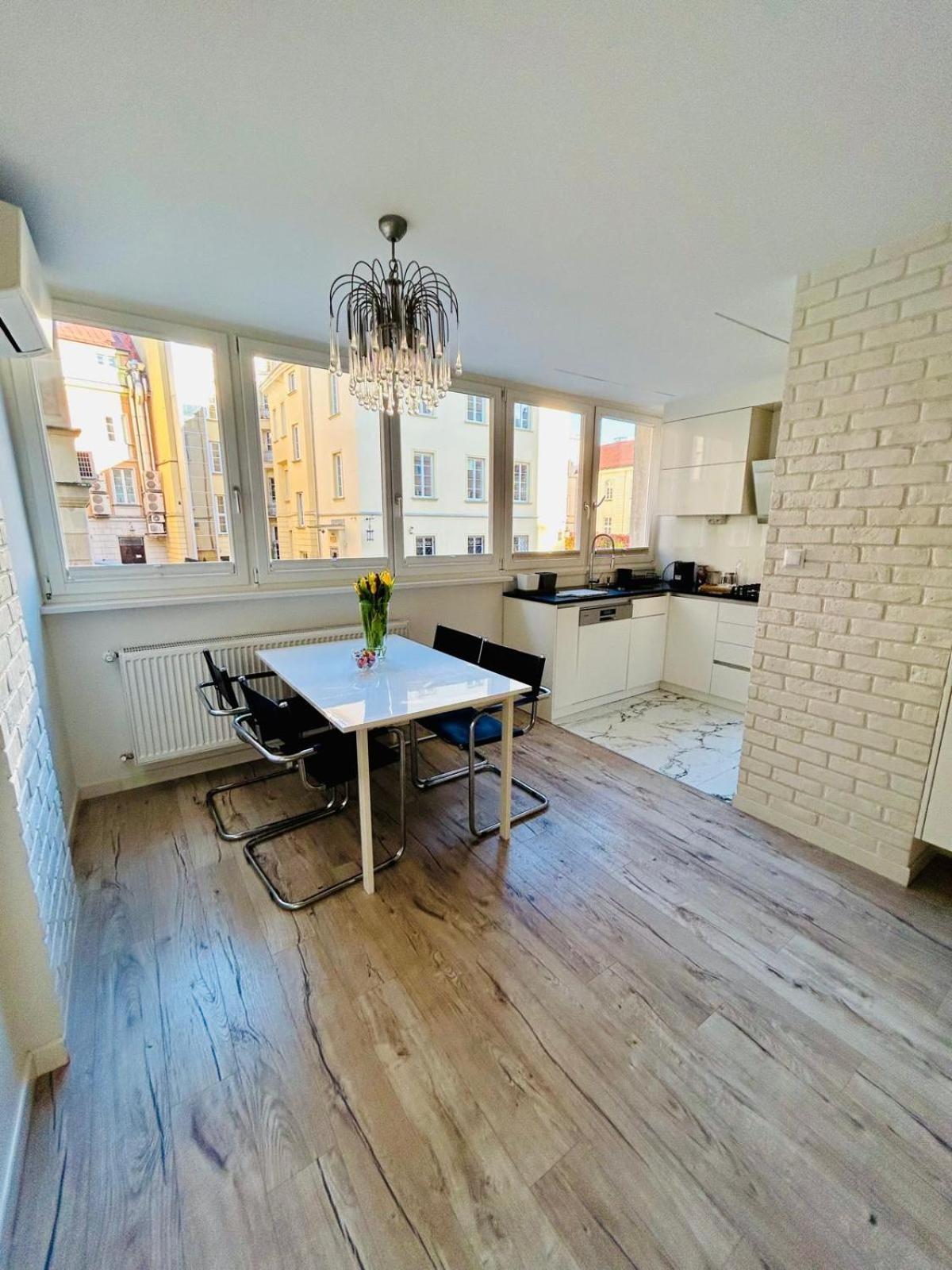 Old Town - Trebacka Apartment Warsaw Luaran gambar